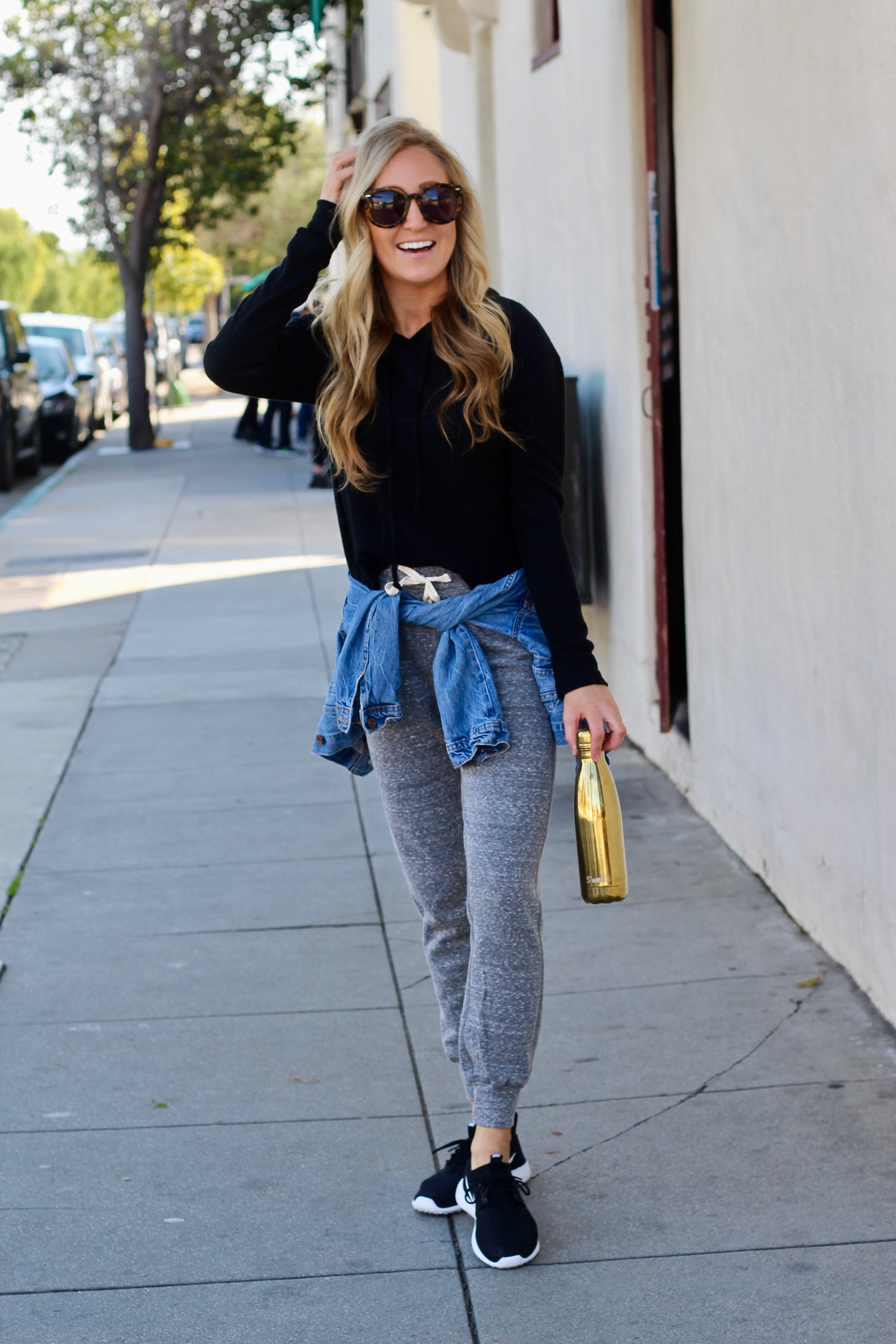 2 RULES TO FOLLOW WHEN WEARING ATHLEISURE - Torey's Treasures | Torey's ...