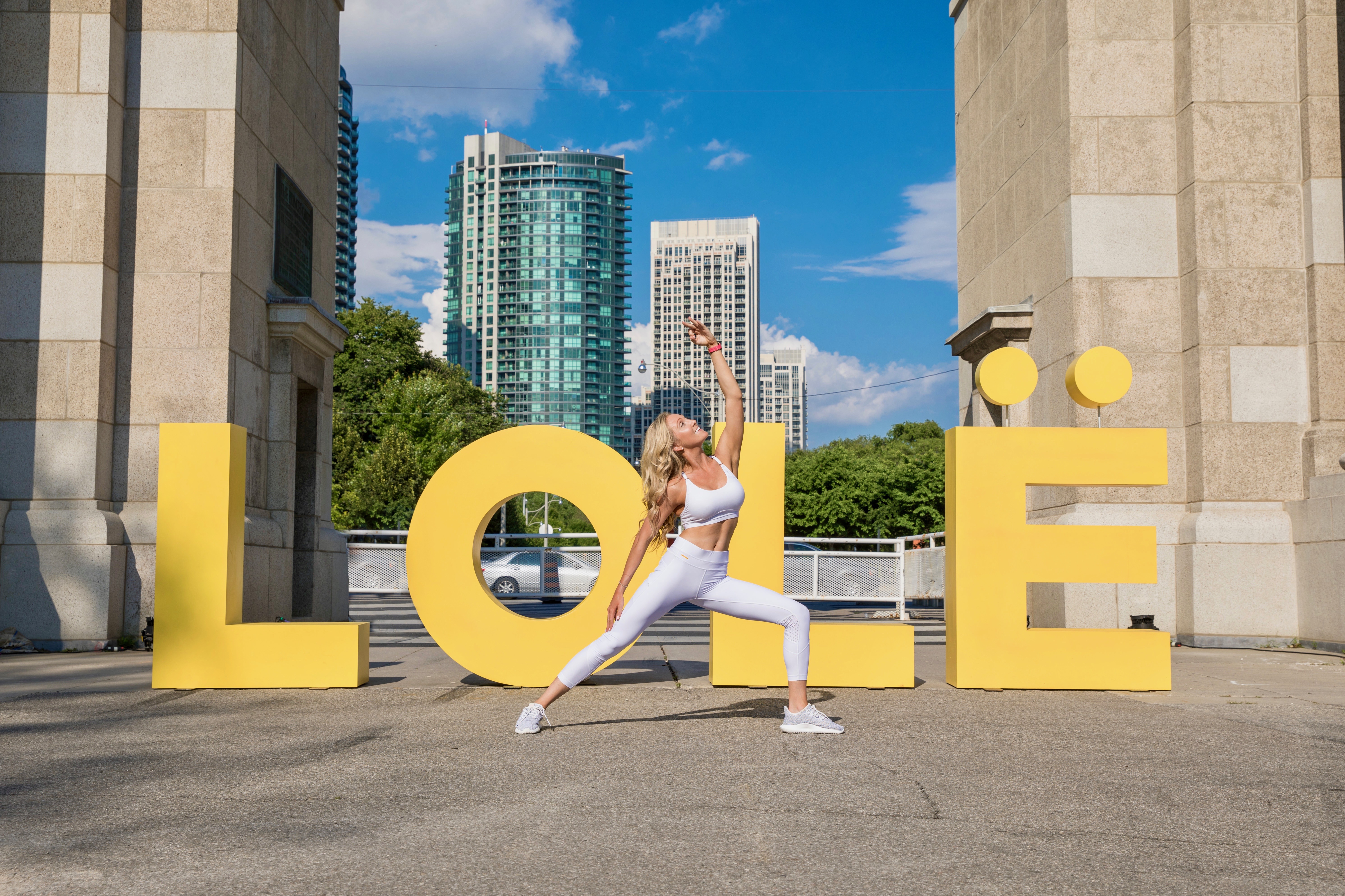 MY EXPERIENCE LOLE WHITE TOUR IN TORONTO, CANADA Torey's Treasures