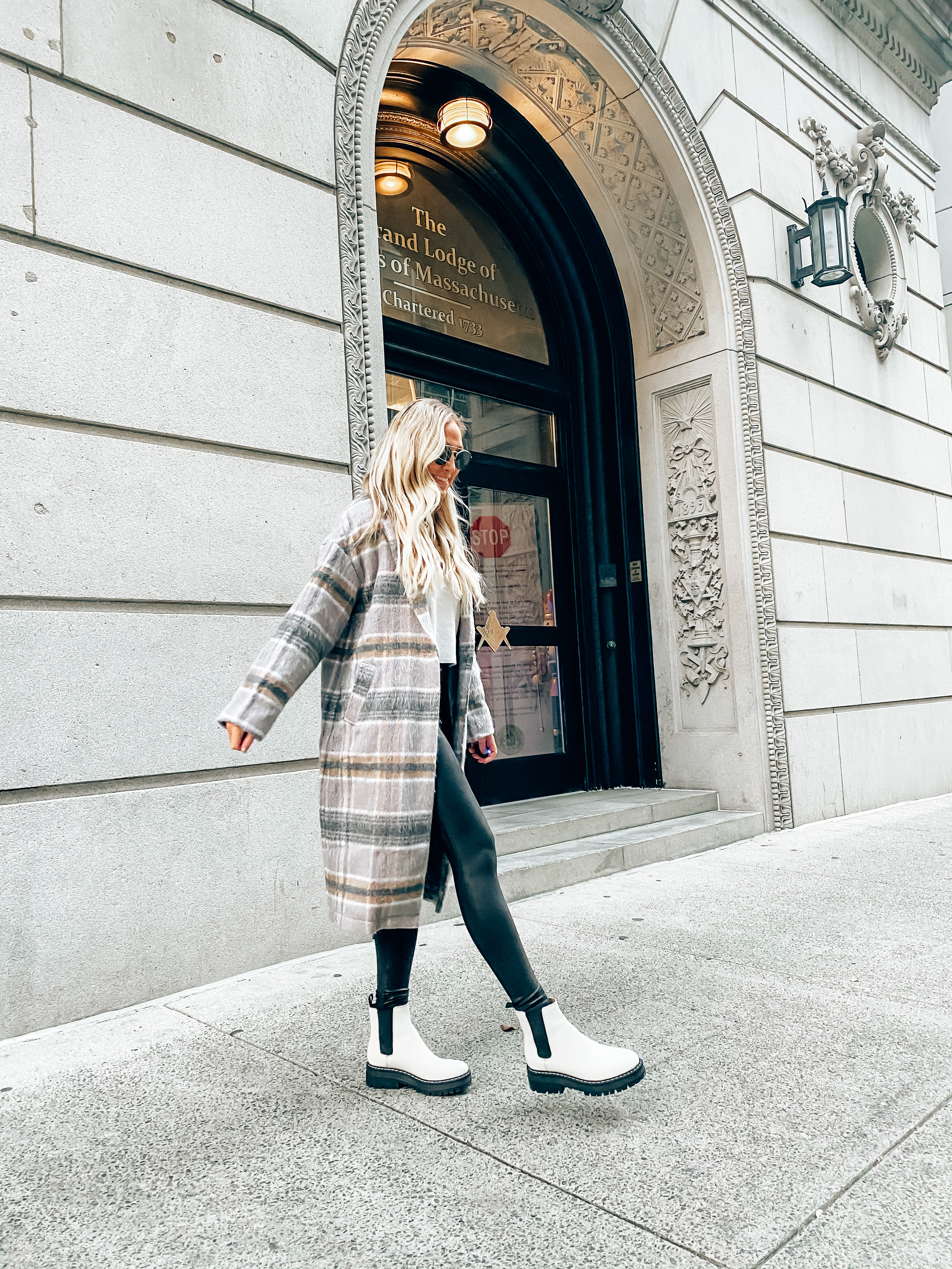 chelsea white boots